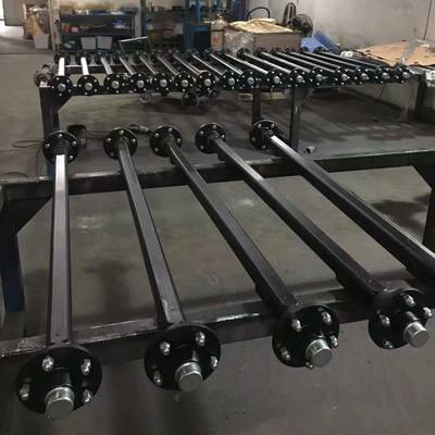Pintura antirruda negra en el eje del remolque sin freno para cargas pesadas y velocidad máxima de 90 km/h